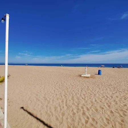 Felymar By Edeal Homes 아파트 *